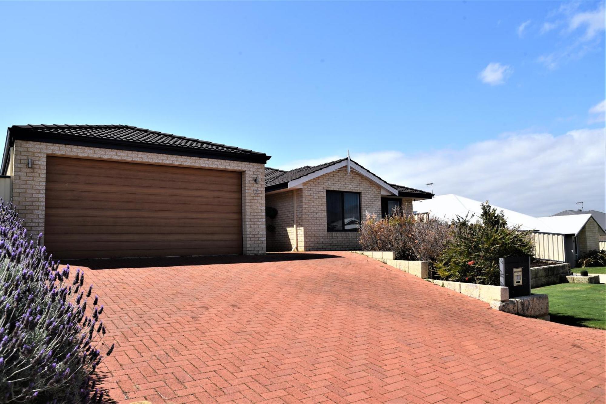 Madora Bay House
